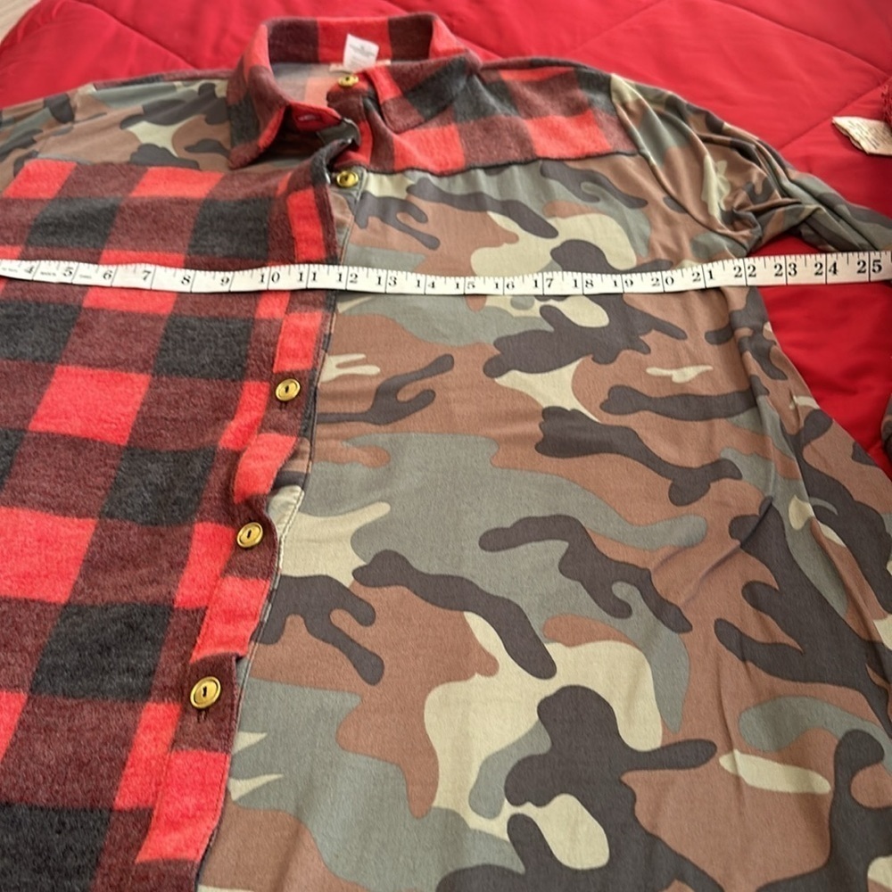 Karen T Design Multiple Color Top New - image 4